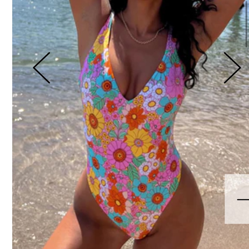 Show Me Your Mumu one piece